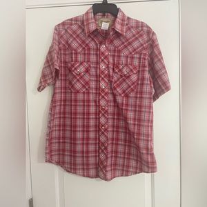 Men’s size Large pearl snap button up